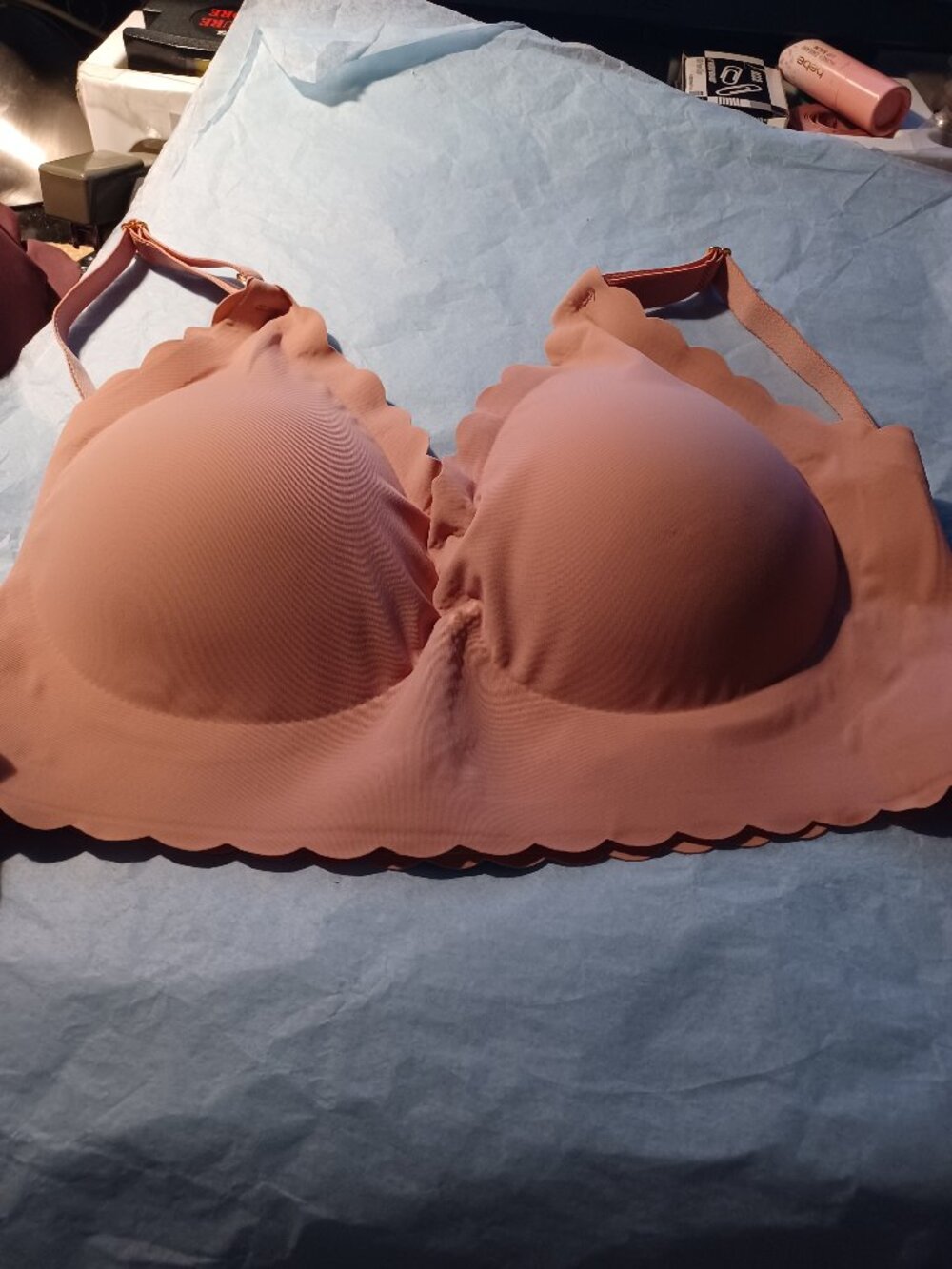 An ORANGY NUDE COLOR  Wireless Scalloped Cami Bra - 1XL
